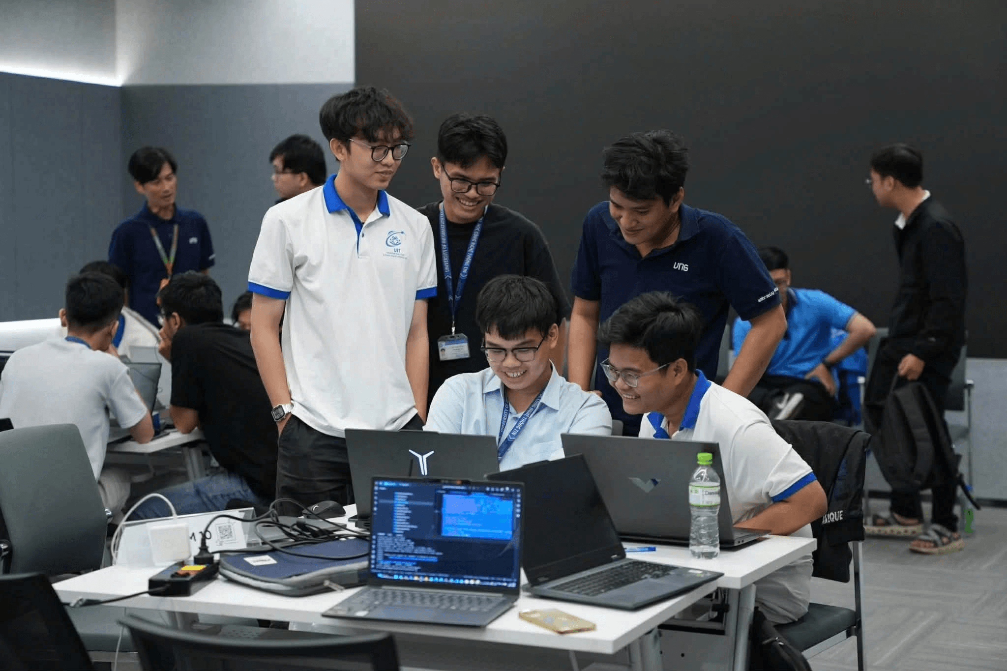 Đưa giảng đường vào doanh nghiệp: Trường ĐH Công nghệ thông tin lần đầu triển khai dự án đồng đào tạo cùng VNG