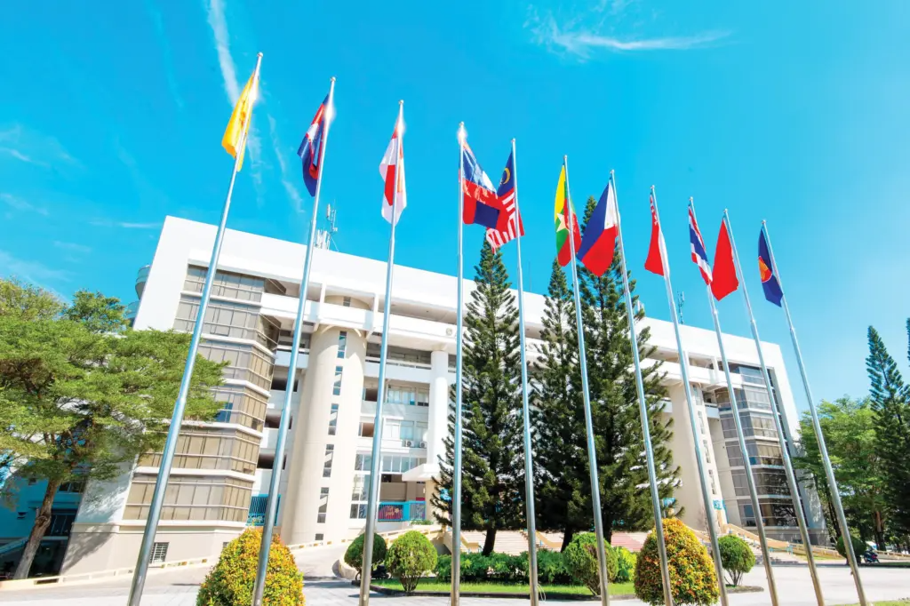 ĐHQG-HCM sơ kết hoạt động 6 tháng đầu năm 2026, thảo luận các định hướng phát triển trọng tâm
