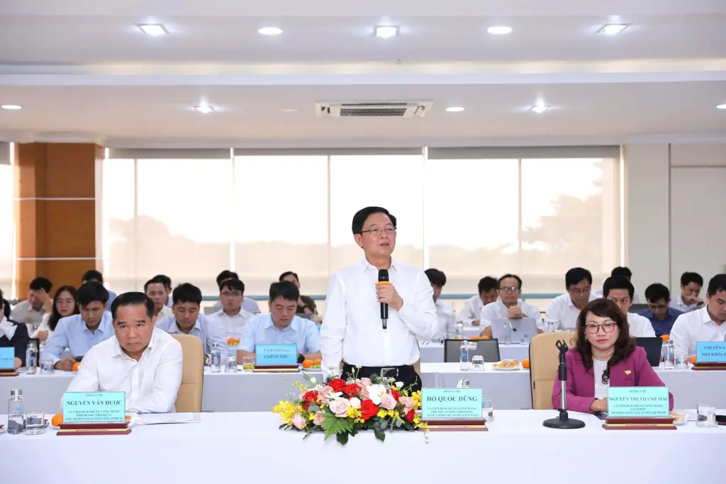 Phó Thủ tướng Hồ Quốc Dũng: ĐHQG-HCM cần phát huy vai trò hạt nhân kết nối “Ba nhà”