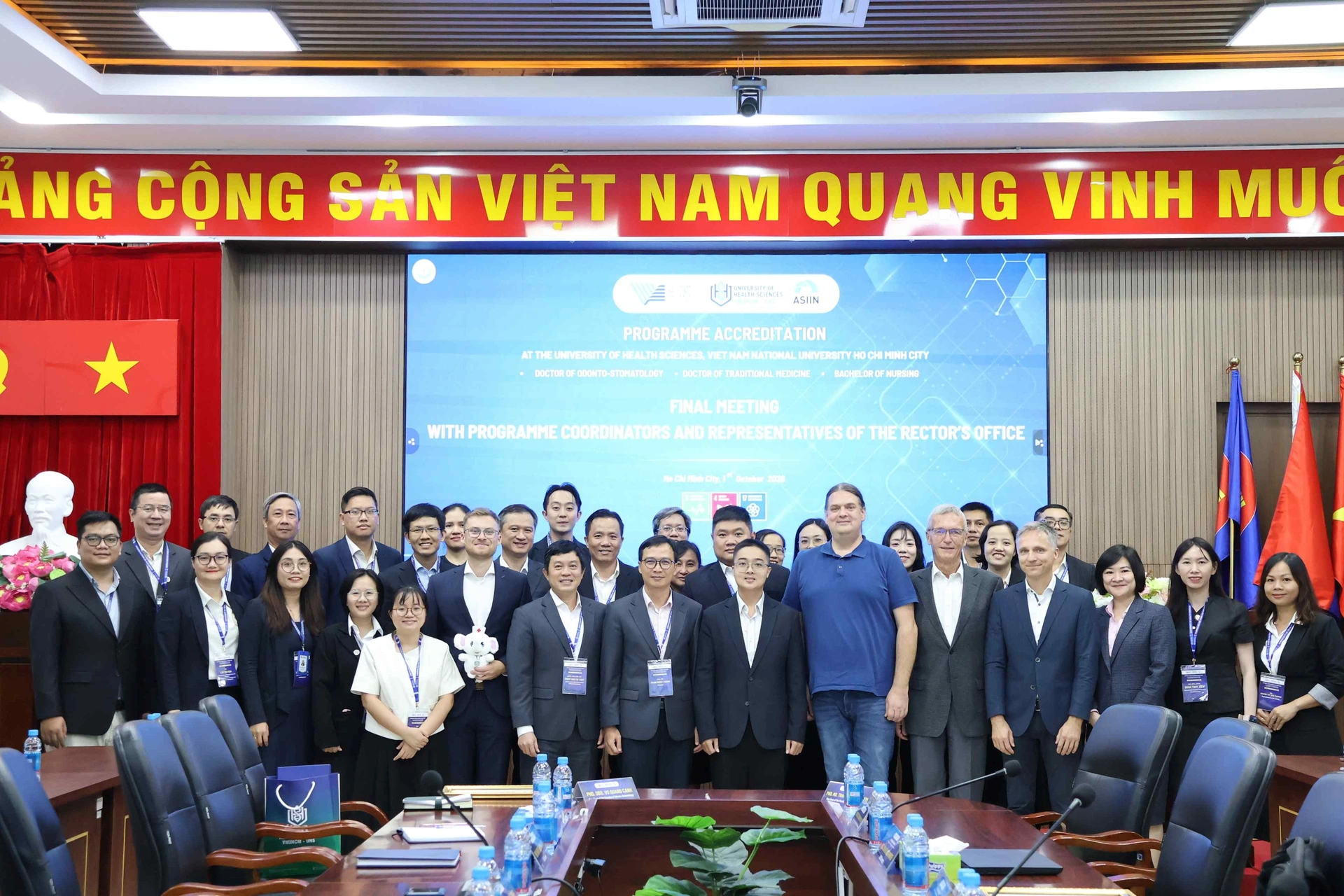 Bế mạc đợt kiểm định theo tiêu chuẩn ASIIN tại Trường Đại học Khoa học Sức khỏe