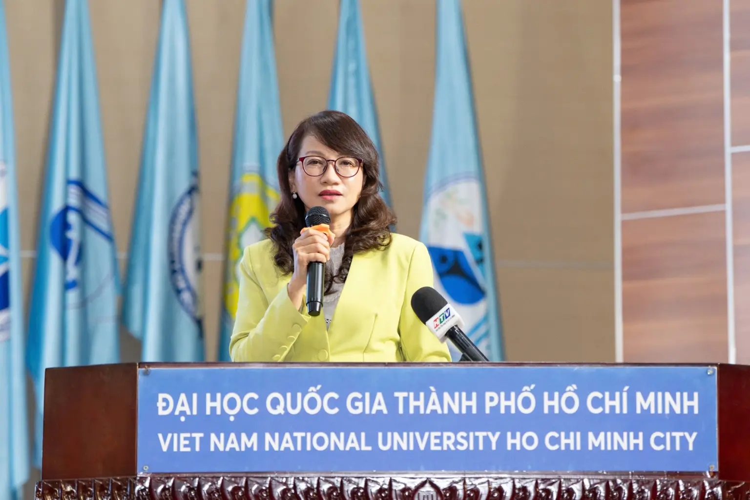 vnuhcm_17526_6.png (1.65 MB)