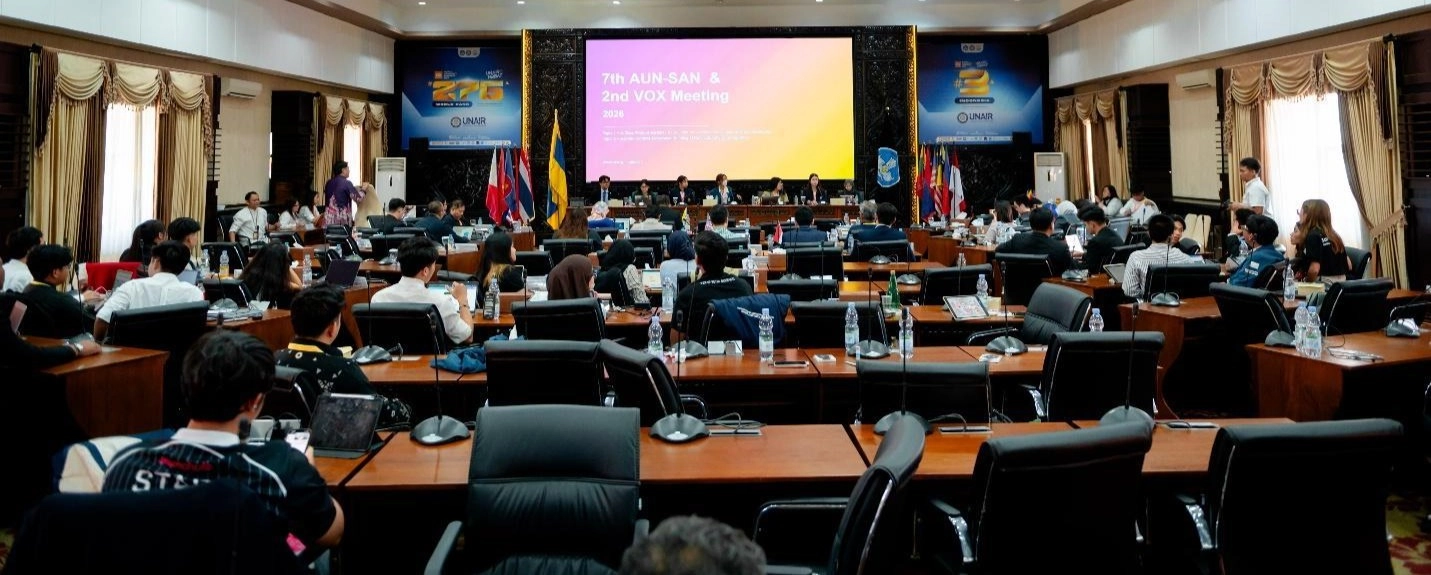 ĐHQG-HCM_08-9-26_02.png (1.42 MB)