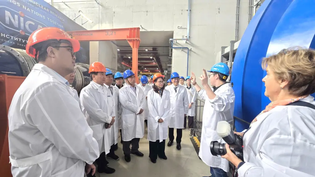 ĐHQG-HCM_09_9_26_02.png (928 KB)