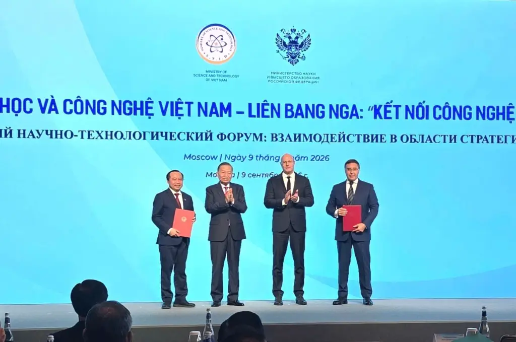 ĐHQG-HCM_10-9-26_02.png (652 KB)