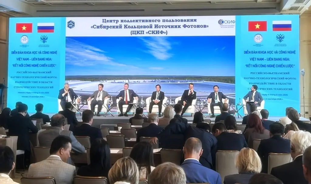 ĐHQG-HCM_10-9-26_03.png (1004 KB)