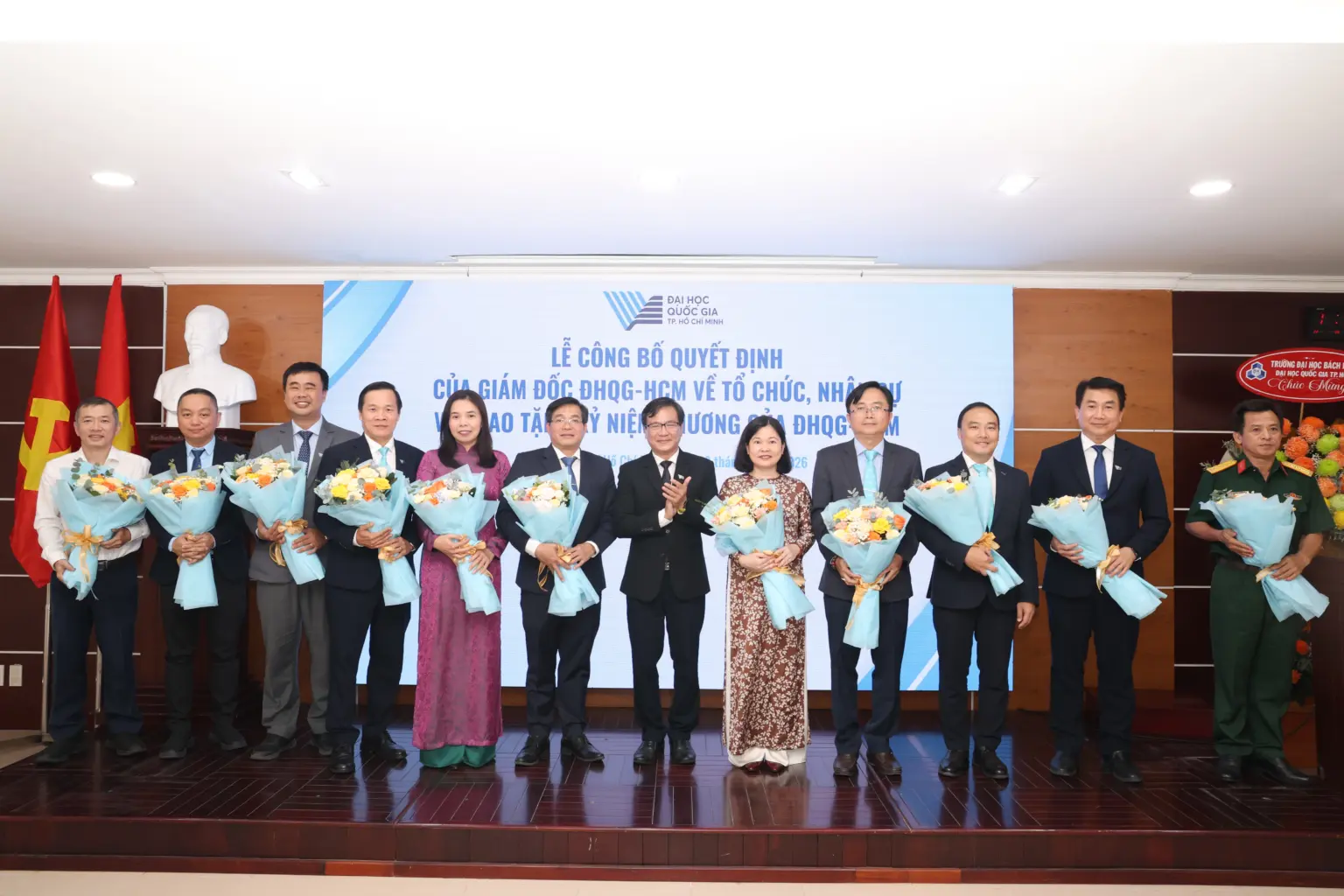ĐHQG-HCM_22-9-26_2.png (1.60 MB)