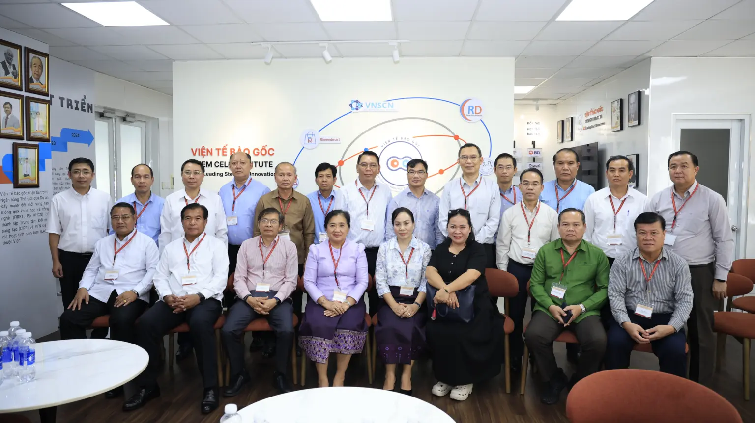 ĐHQG-HCM_161026_5.png (1.64 MB)