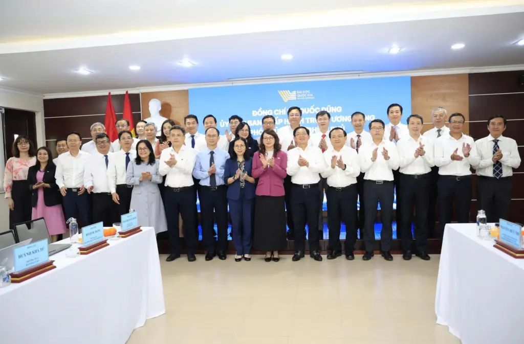 VNUHCM_14826_5.png (853 KB)